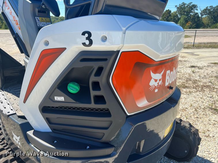 image for item NA9231 2023 Bobcat E35i R2 Series  mini excavator