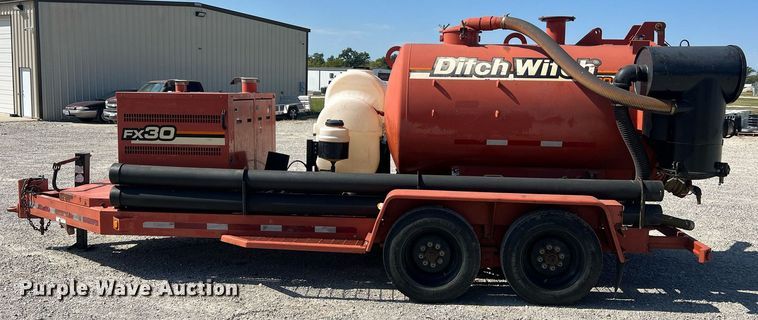 image for item NA9241 2010 Ditch Witch FX30  vacuum excavator