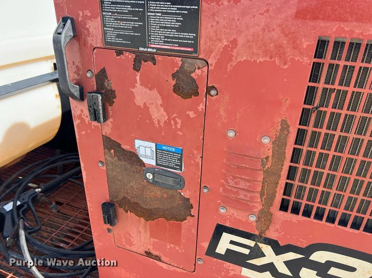 image for item NA9241 2010 Ditch Witch FX30  vacuum excavator