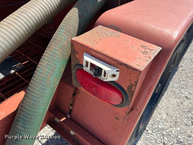 image for item NA9241 2010 Ditch Witch FX30  vacuum excavator