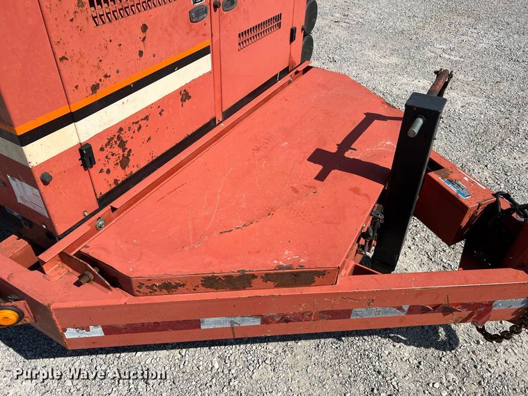 image for item NA9241 2010 Ditch Witch FX30  vacuum excavator
