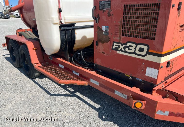 image for item NA9241 2010 Ditch Witch FX30  vacuum excavator