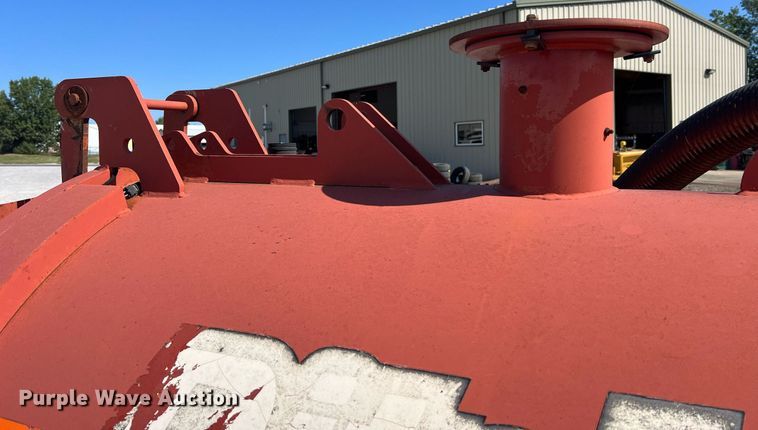 image for item NA9241 2010 Ditch Witch FX30  vacuum excavator