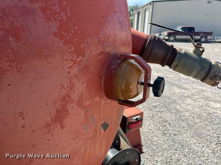 image for item NA9241 2010 Ditch Witch FX30  vacuum excavator