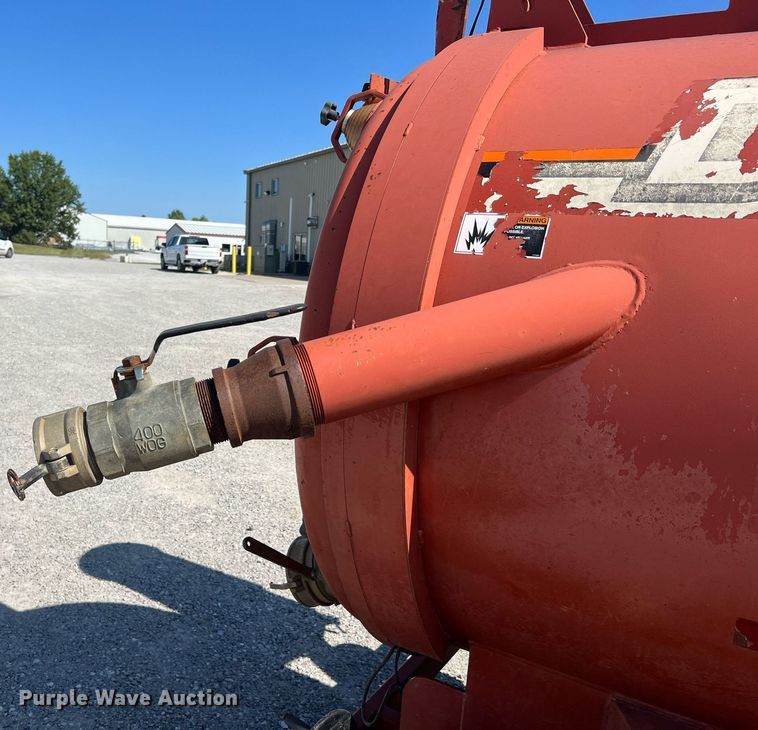 image for item NA9241 2010 Ditch Witch FX30  vacuum excavator