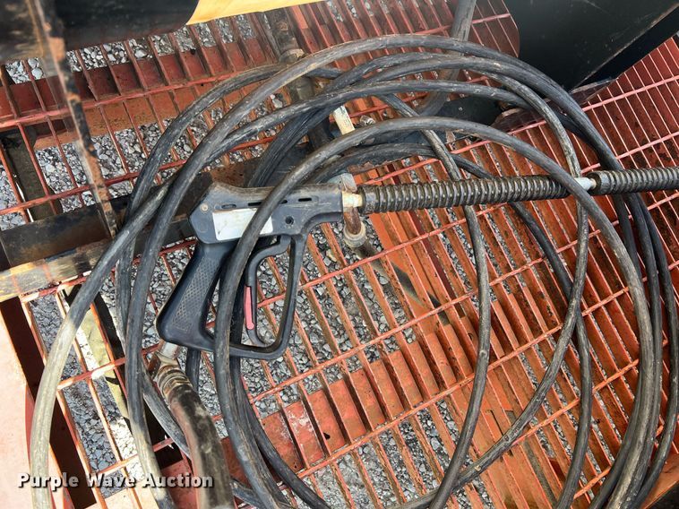 image for item NA9241 2010 Ditch Witch FX30  vacuum excavator