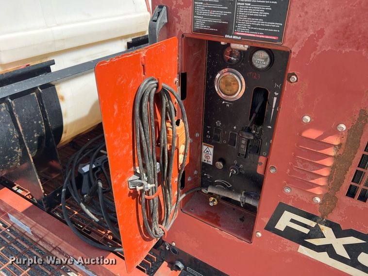 image for item NA9241 2010 Ditch Witch FX30  vacuum excavator