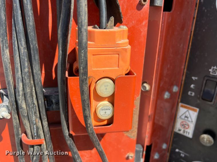 image for item NA9241 2010 Ditch Witch FX30  vacuum excavator