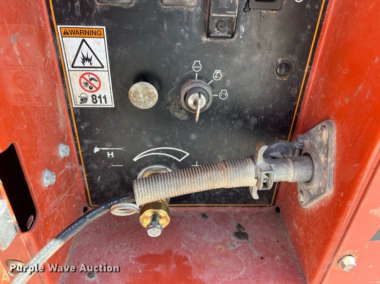 image for item NA9241 2010 Ditch Witch FX30  vacuum excavator