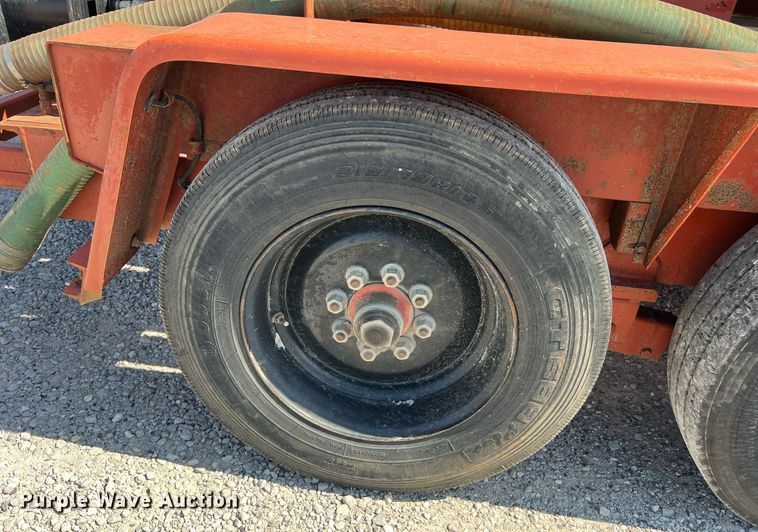 image for item NA9241 2010 Ditch Witch FX30  vacuum excavator