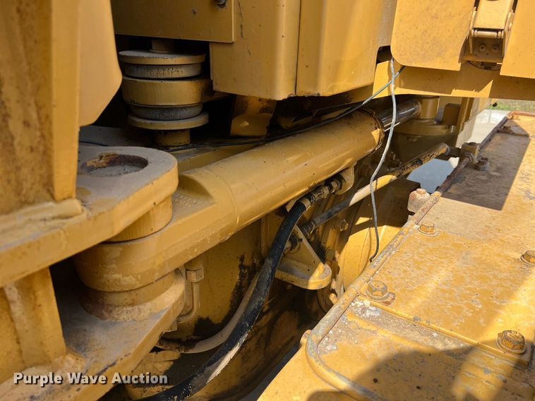 image for item NA9245 2002 Caterpillar 140H motor grader