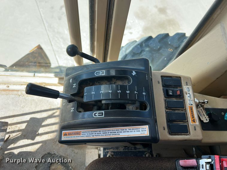 image for item NA9245 2002 Caterpillar 140H motor grader