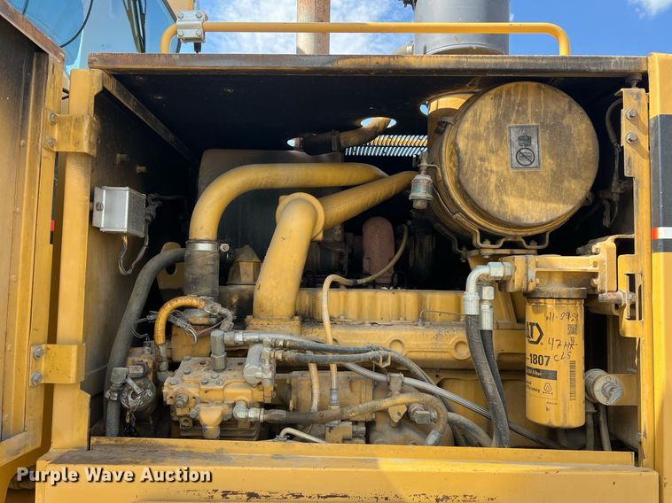 image for item NA9245 2002 Caterpillar 140H motor grader