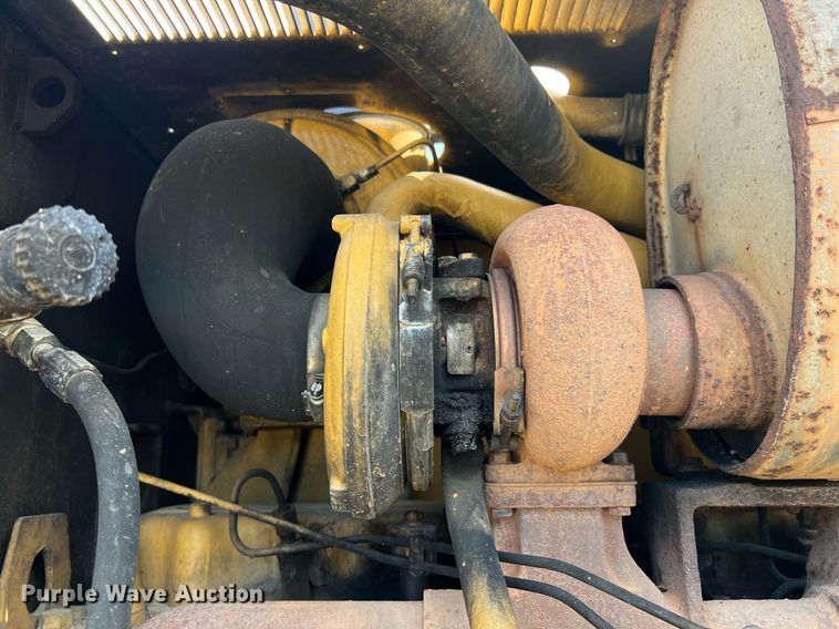 image for item NA9245 2002 Caterpillar 140H motor grader