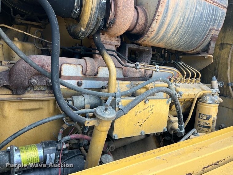 image for item NA9245 2002 Caterpillar 140H motor grader