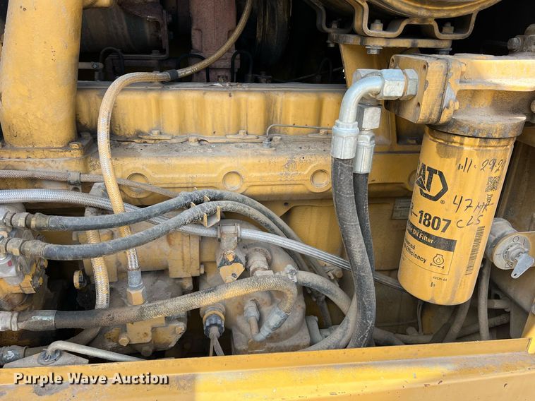 image for item NA9245 2002 Caterpillar 140H motor grader