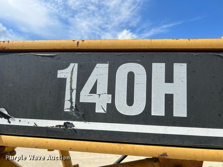 image for item NA9245 2002 Caterpillar 140H motor grader