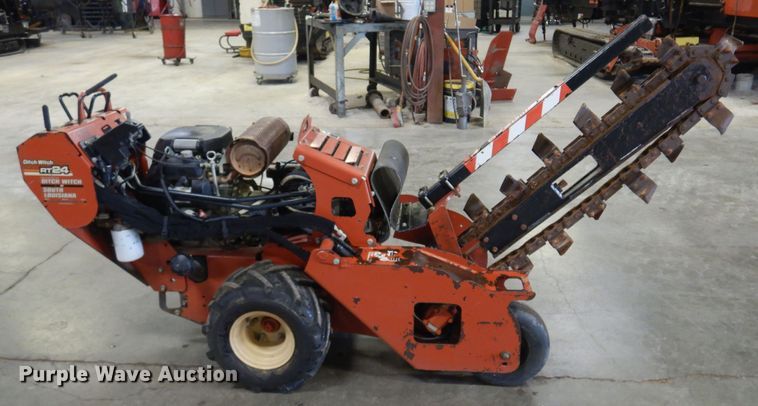 image for item NF9263 2011 Ditch Witch RT24  trencher