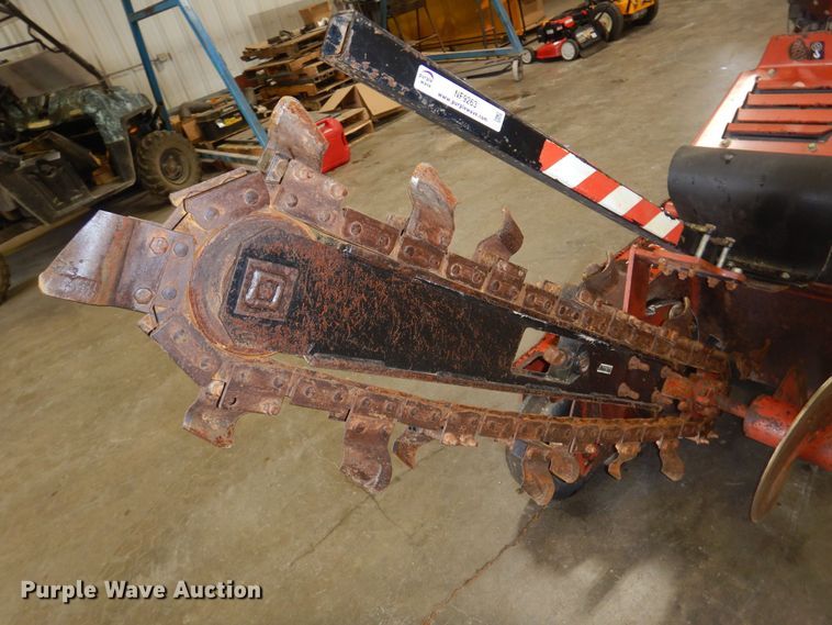 image for item NF9263 2011 Ditch Witch RT24  trencher