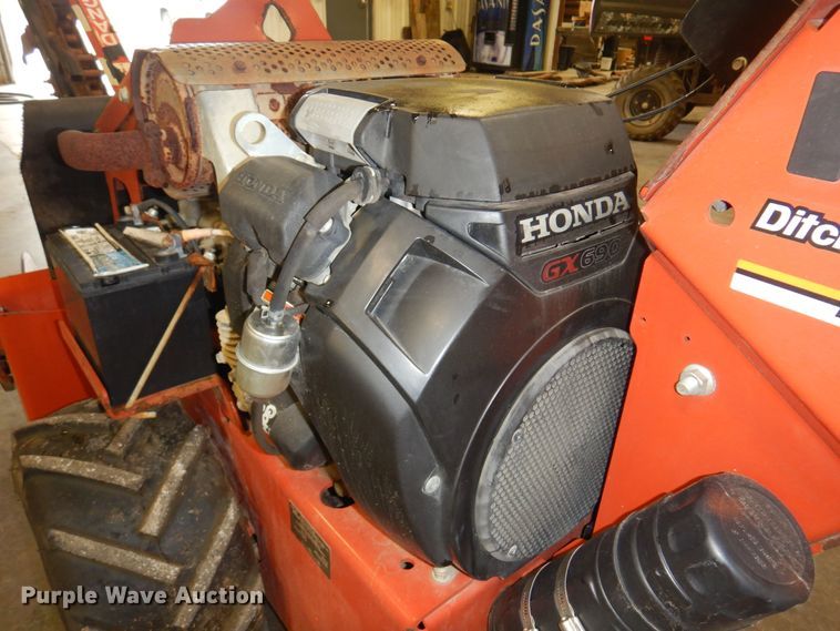 image for item NF9263 2011 Ditch Witch RT24  trencher