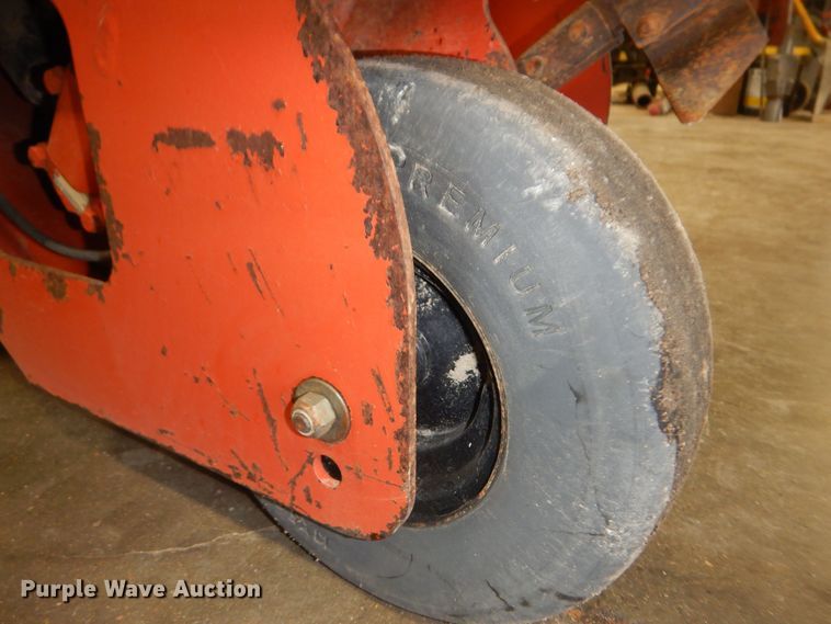 image for item NF9263 2011 Ditch Witch RT24  trencher