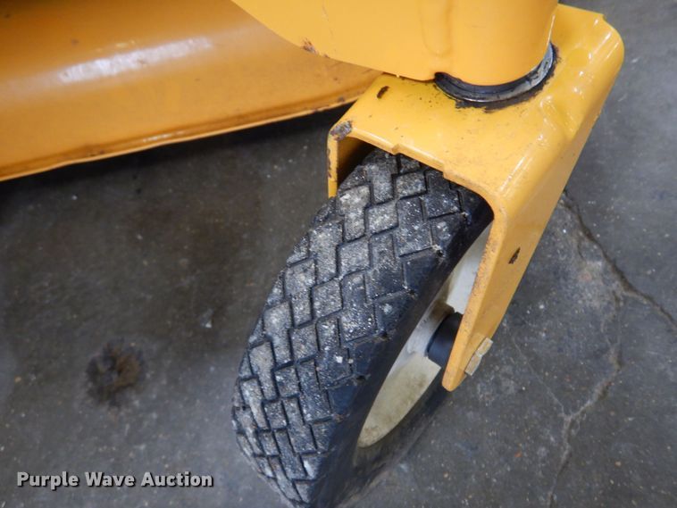 image for item NF9265 (2) push lawn mowers