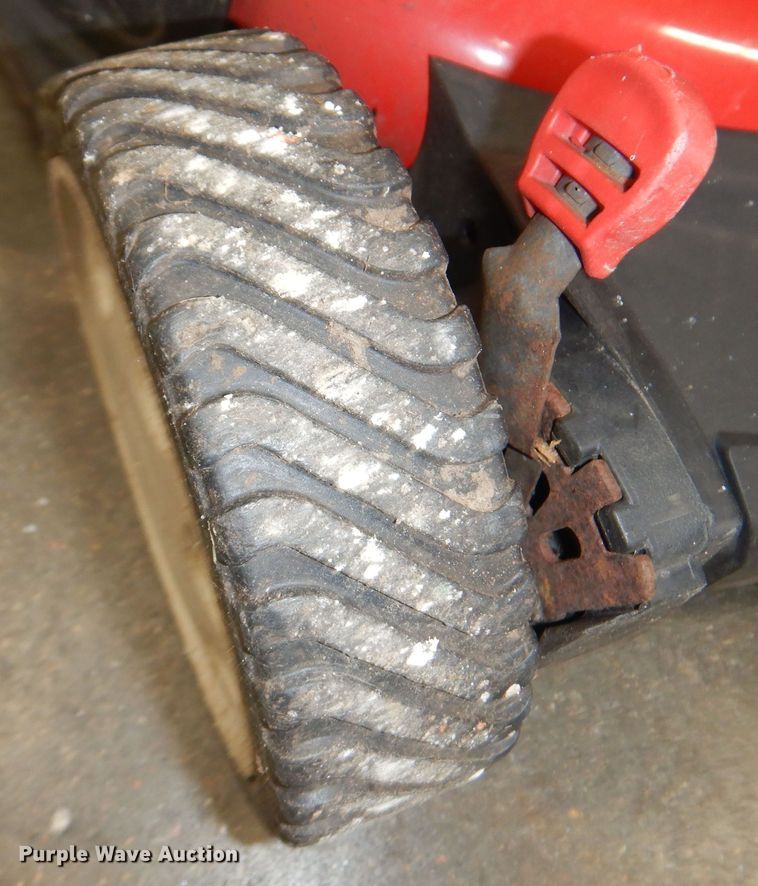 image for item NF9265 (2) push lawn mowers