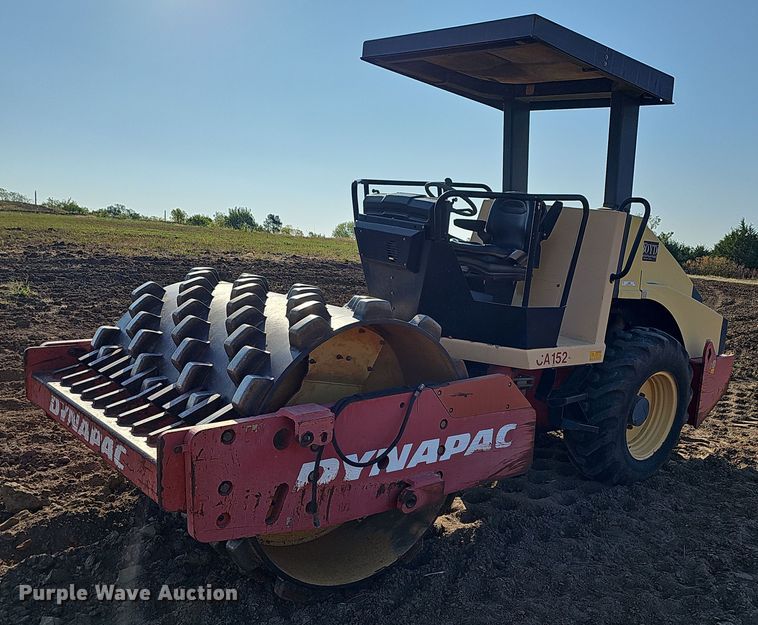 image for item NJ9808 2007 Dynapac CA152PD  single drum roller
