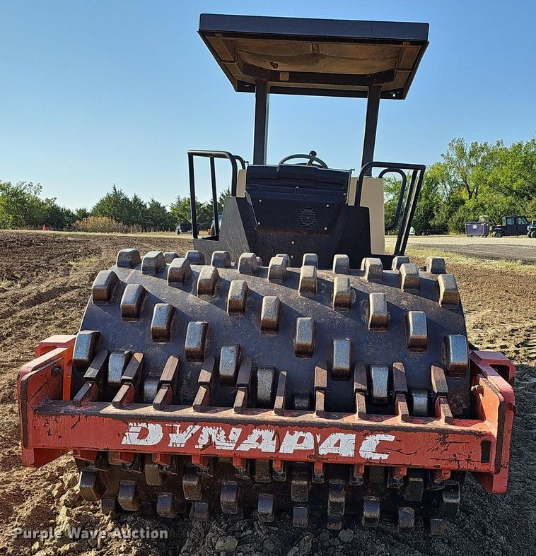 image for item NJ9808 2007 Dynapac CA152PD  single drum roller