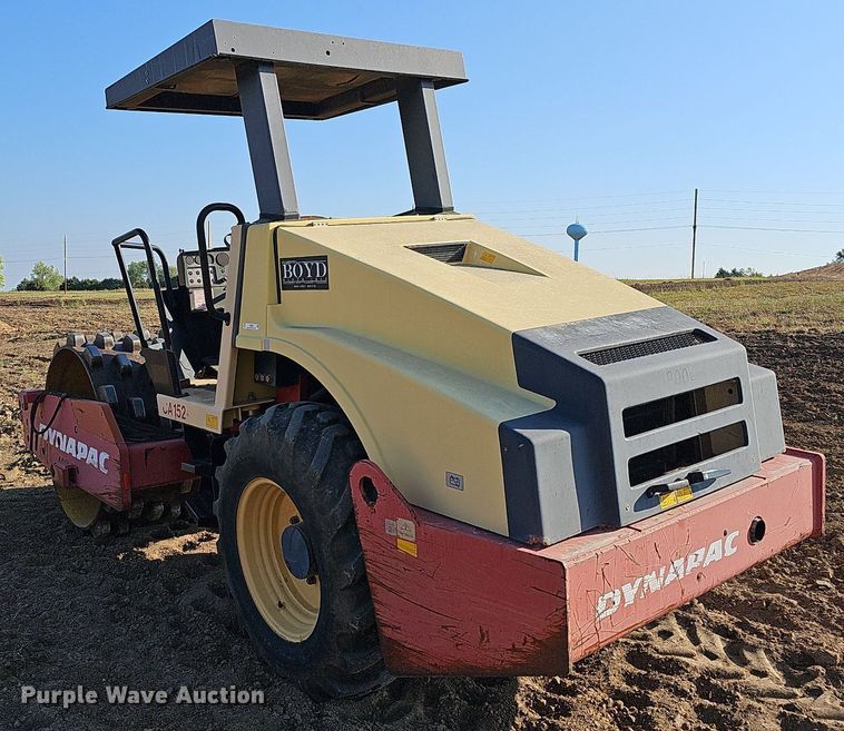 image for item NJ9808 2007 Dynapac CA152PD  single drum roller