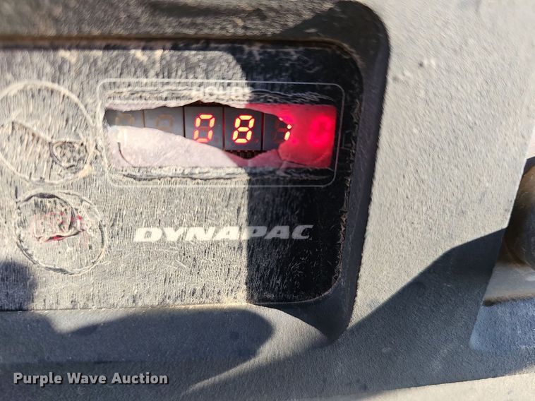 image for item NJ9808 2007 Dynapac CA152PD  single drum roller