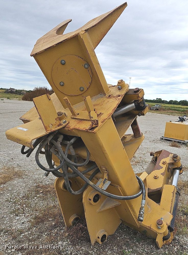 image for item NJ9815 Excavator tree shear