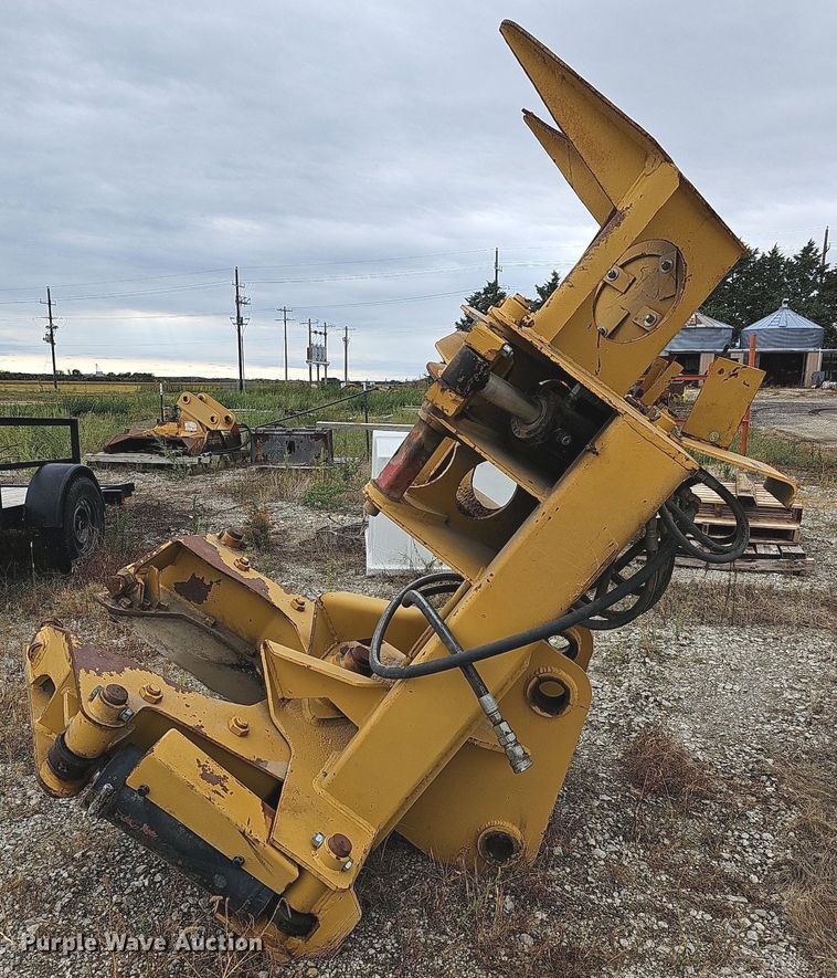 image for item NJ9815 Excavator tree shear