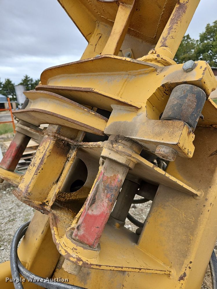 image for item NJ9815 Excavator tree shear