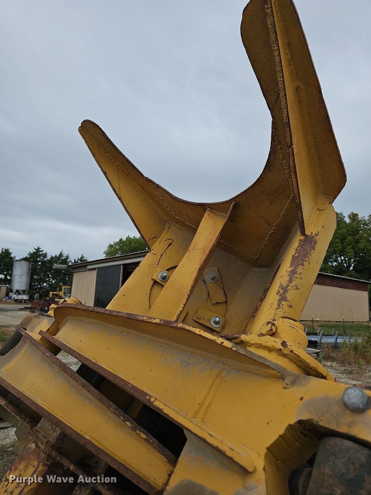 image for item NJ9815 Excavator tree shear