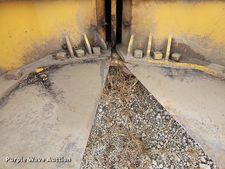 image for item NJ9815 Excavator tree shear