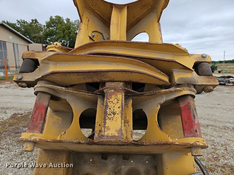 image for item NJ9815 Excavator tree shear