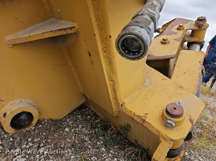 image for item NJ9815 Excavator tree shear