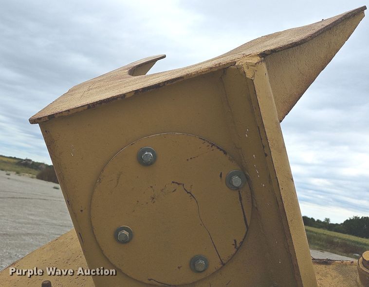 image for item NJ9815 Excavator tree shear