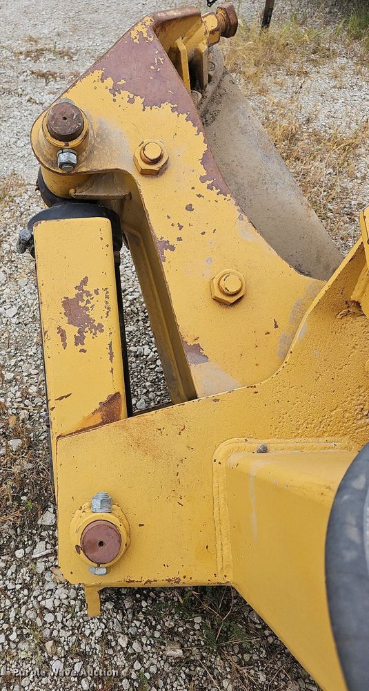 image for item NJ9815 Excavator tree shear