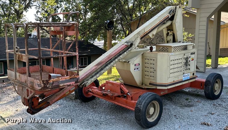 image for item NO9250 1990 JLG 40HA  boom lift