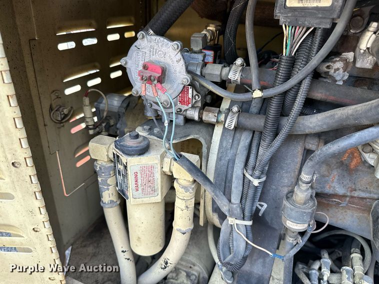 image for item NO9250 1990 JLG 40HA  boom lift