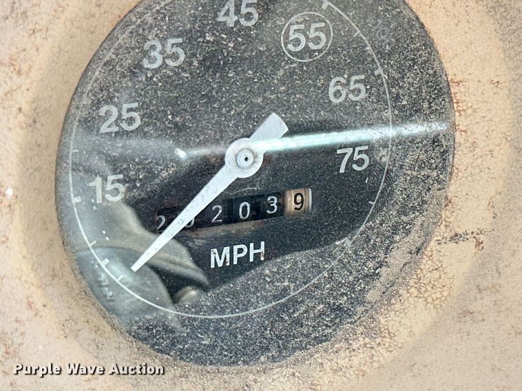 image for item NP9644 1983 Ford LN800  dump truck