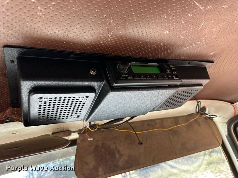 image for item NP9644 1983 Ford LN800  dump truck