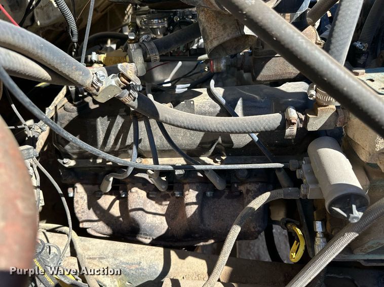 image for item NP9644 1983 Ford LN800  dump truck