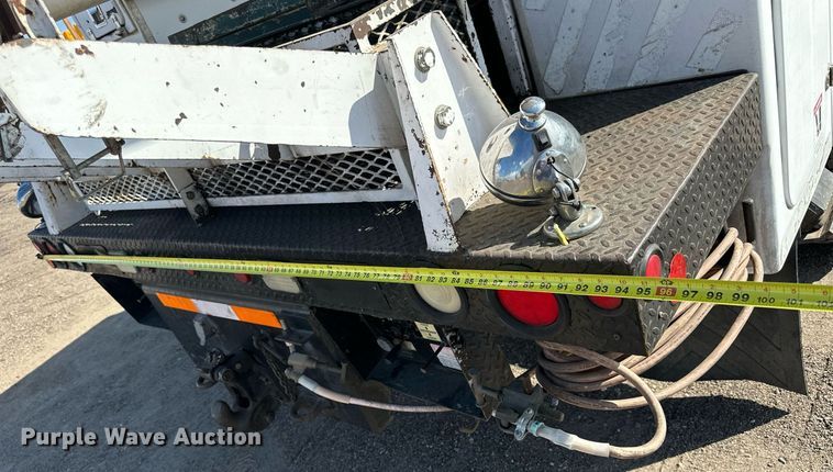 image for item NP9659 2006 Ford F750 Super Duty  bucket truck