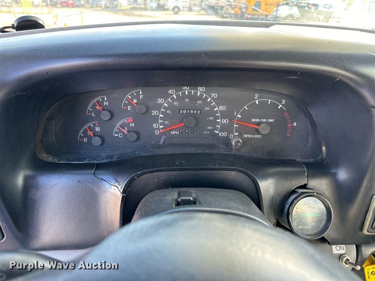 image for item NP9659 2006 Ford F750 Super Duty  bucket truck