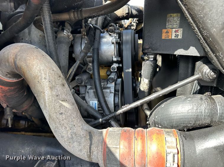 image for item NP9659 2006 Ford F750 Super Duty  bucket truck