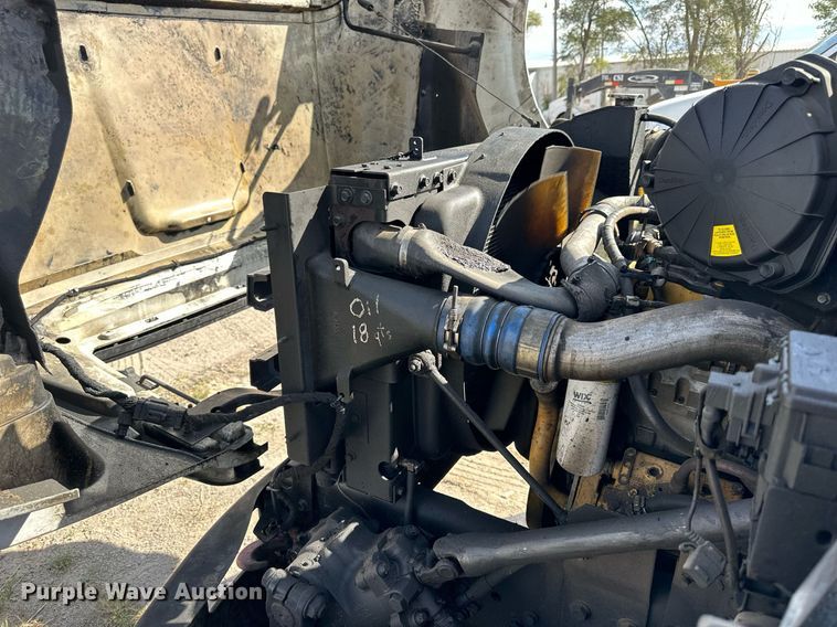 image for item NP9659 2006 Ford F750 Super Duty  bucket truck