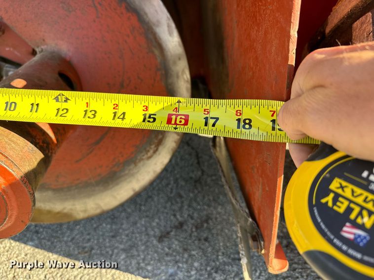 image for item NQ9323 2006 Ditch Witch 1820  trencher